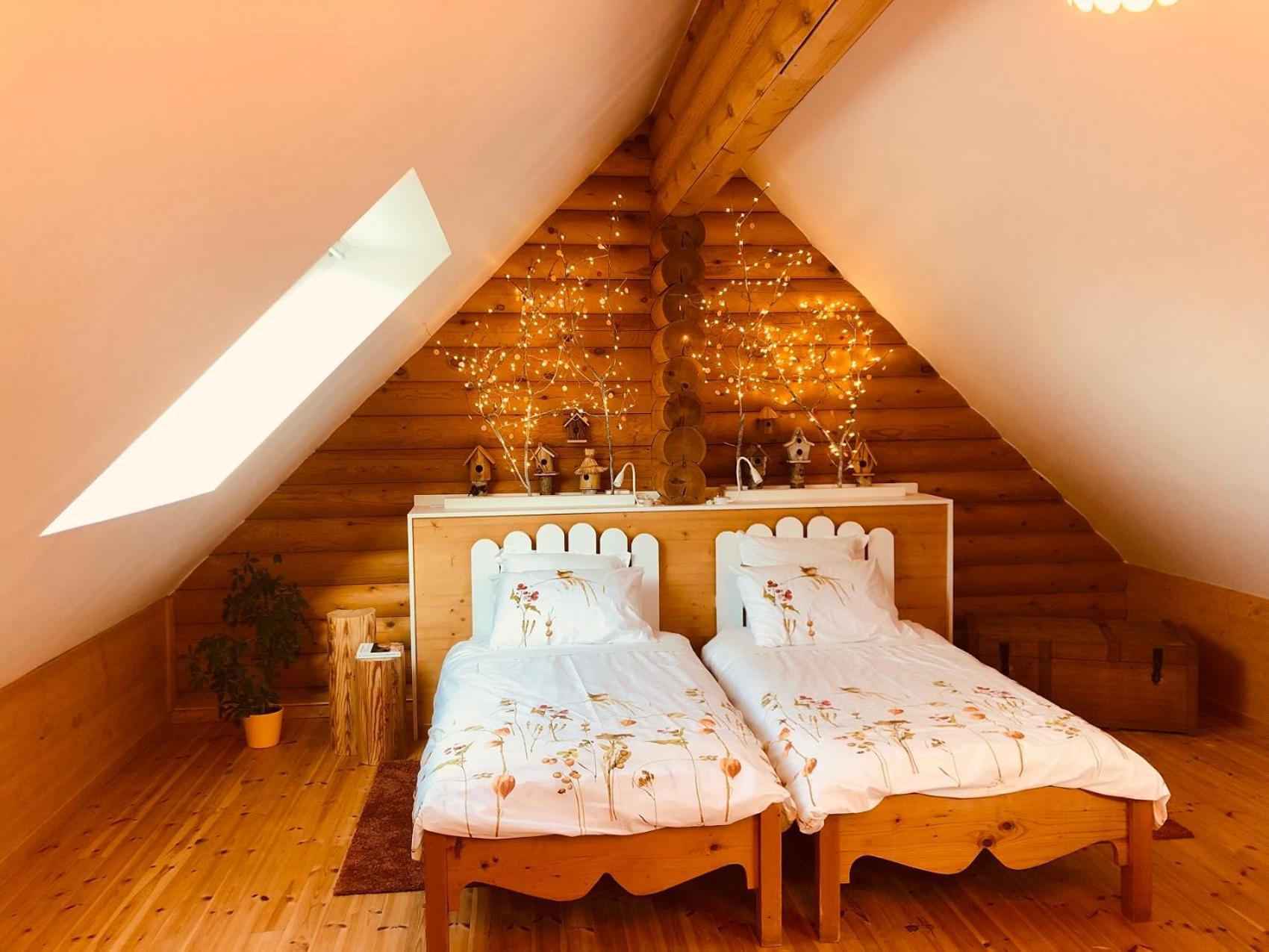 Neizhig Koad Petit Nid En Bois Peaule